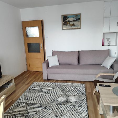 Apartament Praski 5 Minut Od Metra I Starego Miasta Spacerem Do Zoo I Konesera Varsó Kültér fotó