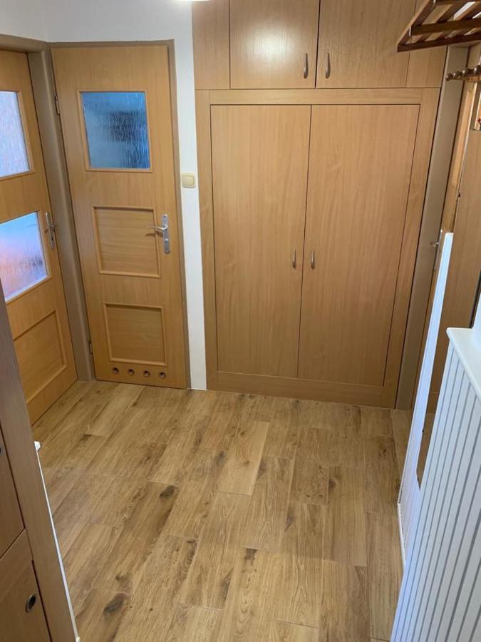 Apartament Praski 5 Minut Od Metra I Starego Miasta Spacerem Do Zoo I Konesera Varsó Kültér fotó